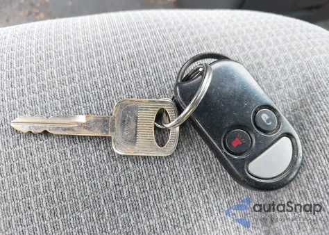 2002 Mercury Villager z USA, uszkodzony, nr VIN 4M2ZV11TX2DJ05500